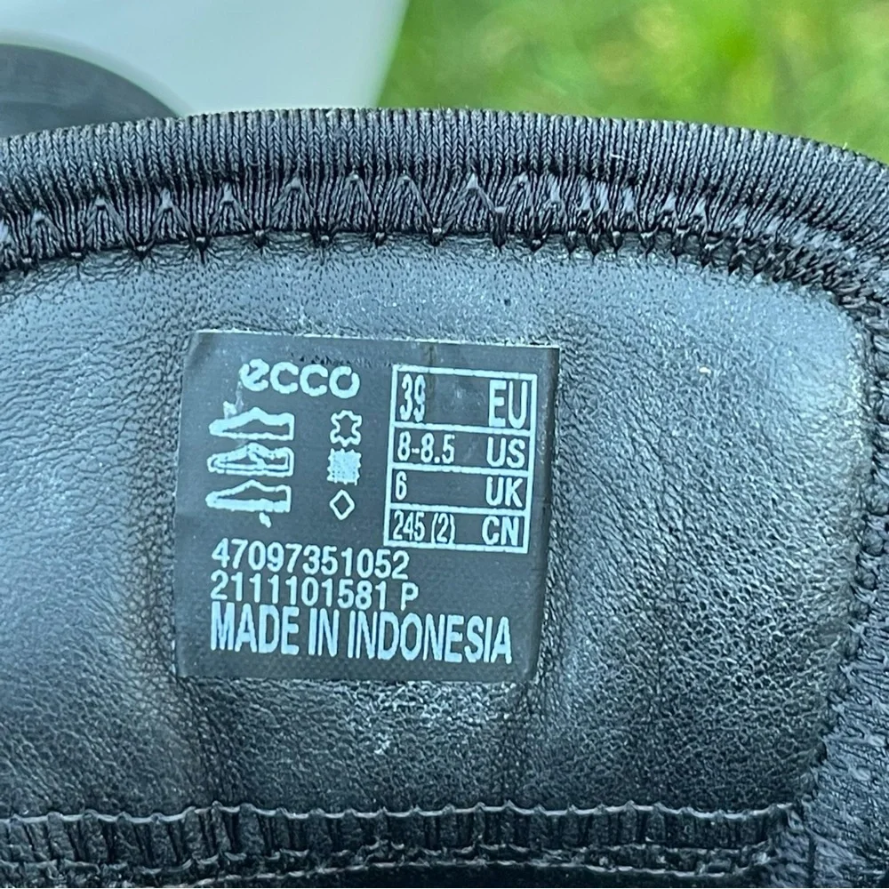 ECCO Soft 7 Shoes Womens 8 - 8.5 EU 39 Black Nubuck Leather Wedge Straps Comfort